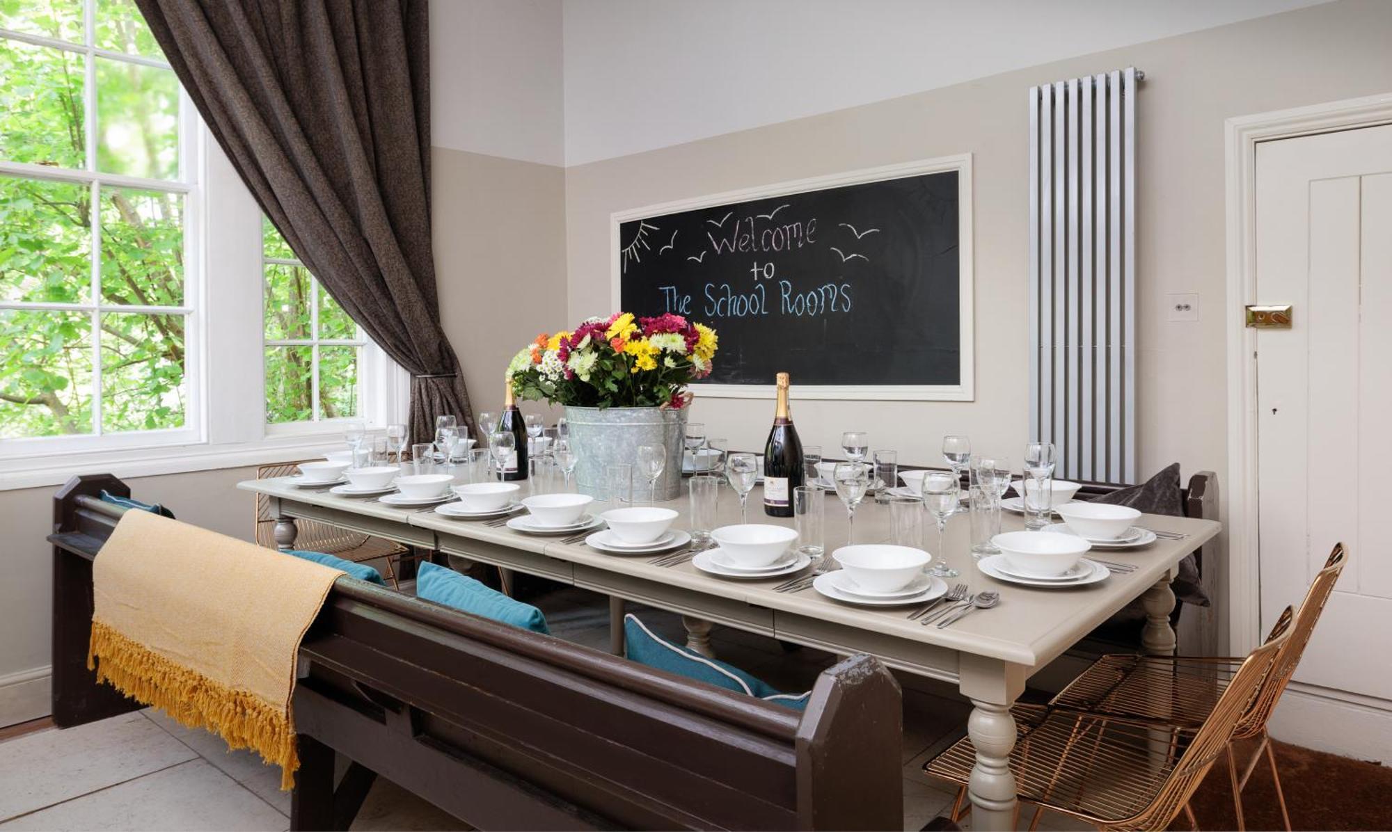 The Old School Rooms Beautiful Georgian Apartment, Sleeps 12 With Wifi And Parking, Near Bath Box  Bagian luar foto