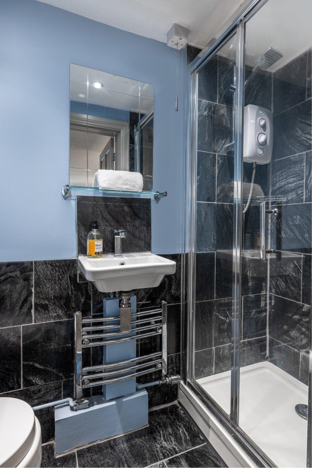 The Old School Rooms Beautiful Georgian Apartment, Sleeps 12 With Wifi And Parking, Near Bath Box  Bagian luar foto